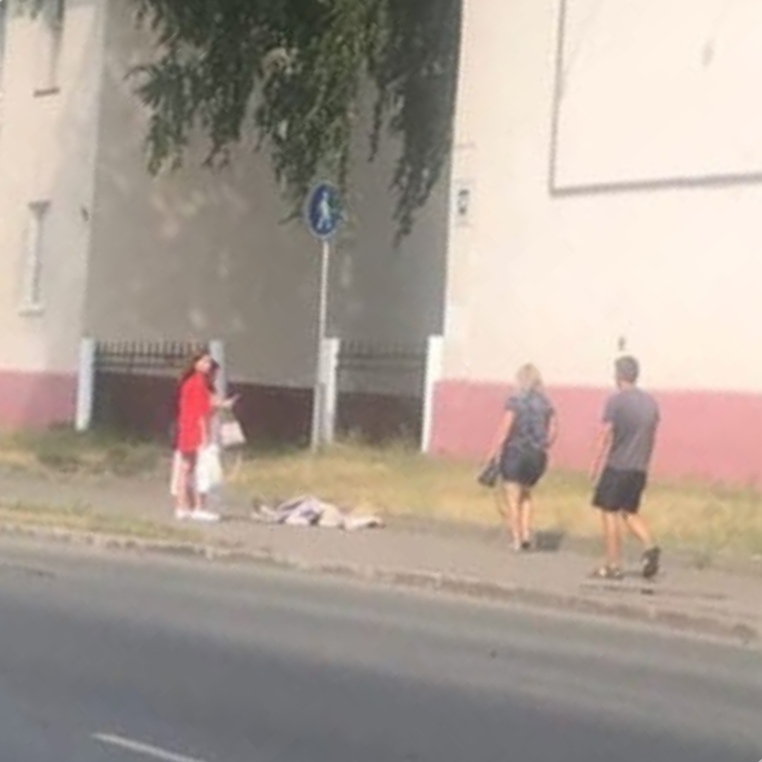 падение женщины.png